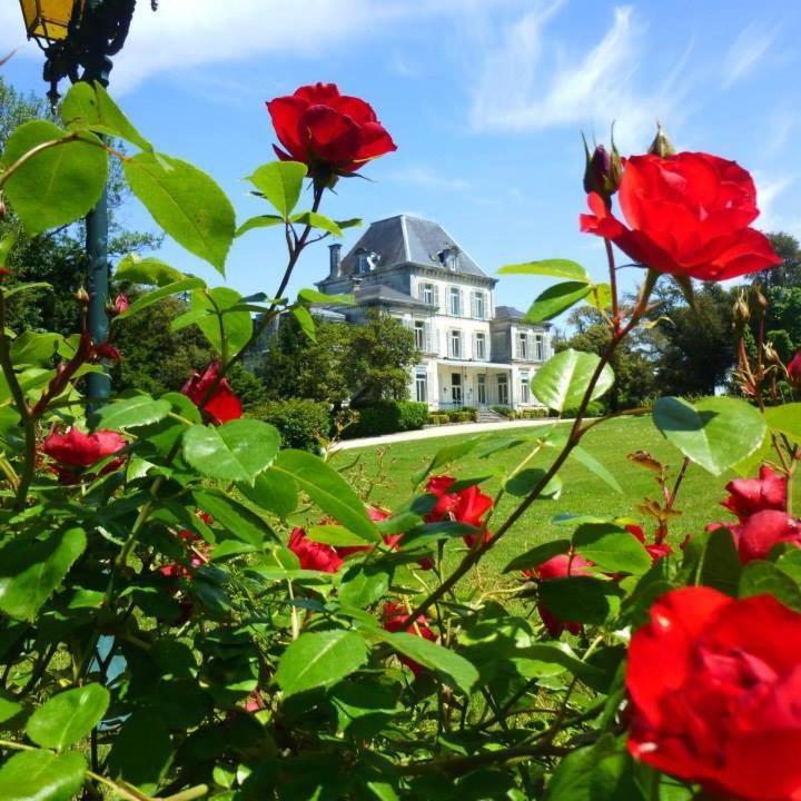Hotel Domaine Du Breuil Cognac Exterior photo